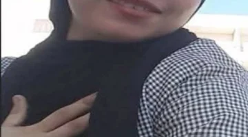 حادث غريب.. طفلة تُجبر على حفر حفرة لقضاء حاجتها داخل غرفتها